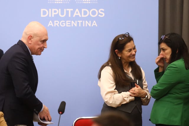 El kirchnerismo busca desplazar a José Luis Espert de la comisión de Presupuesto tras haber sido denunciado en la Justicia por presuntas nexos con un narcotraficante