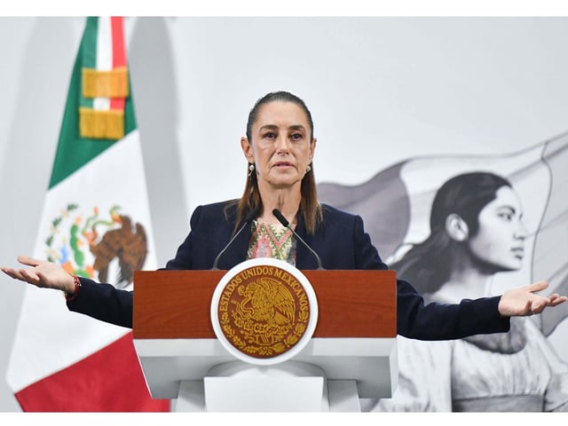 Claudia Sheinbaum en el Salón Tesorería.