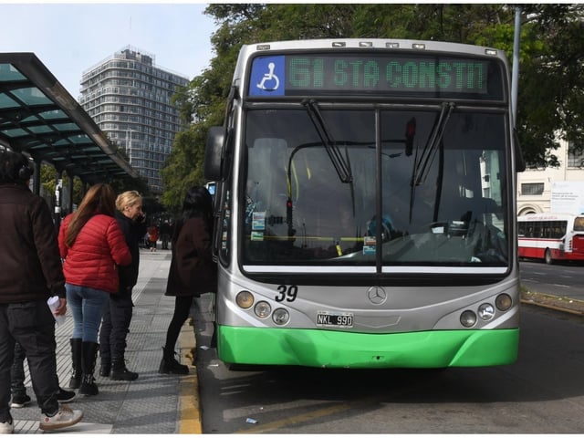 El costo del boleto desalienta el uso de colectivos en el AMBA.