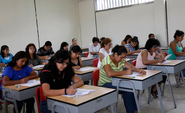 Docentes. (Foto: Difusión)
