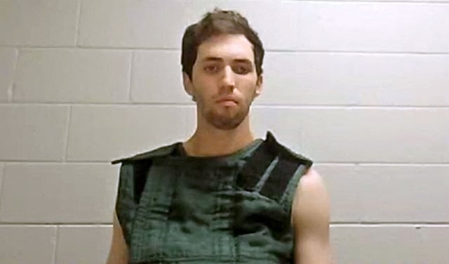 Tyler Robinson, sospechoso de asesinar a Charlie Kirk, comparece ante la justicia en EE.UU.