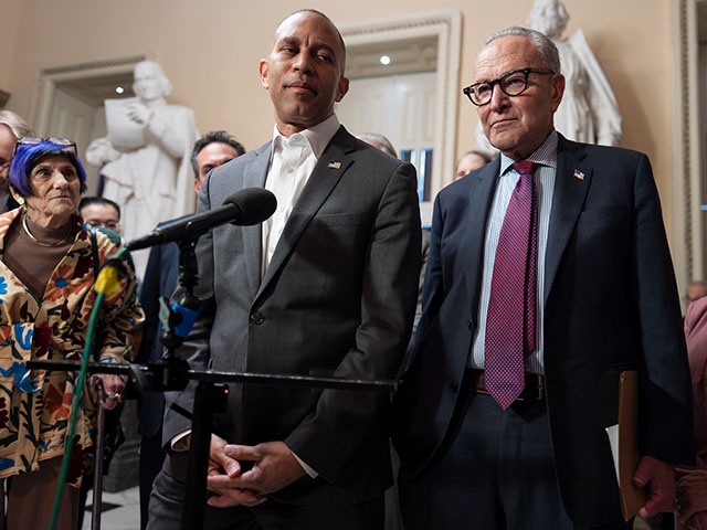 Title: Congress Trump
Image ID: 25254554547192
Article:  House Democratic Leader Hakeem Jeffries, left, and Senate Democratic Leader Chuck Schumer, both of New York, tell reporters that they are united as the Sept. 30 funding deadline approaches, at the Capitol in Washington, Thursday, Sept. 11, 2025. (AP Photo/J. Scott Applewhite)