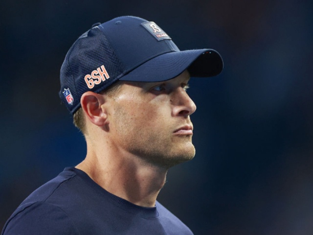 DETROIT,MICHIGAN-SEPTEMBER 14: Chicago Bears head coach Ben Johnson walks off the field at the conclusion of an NFL football game between the Chicago Bears and the Detroit Lions in Detroit, Michigan USA, on Sunday, September 14, 2025. (Photo by Amy Lemus/NurPhoto)