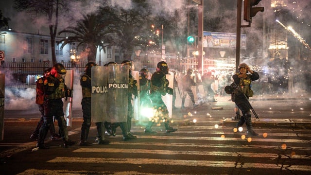Policía Nacional pide a periodistas ponerse "identificaciones más grandes" durante próximas protestas