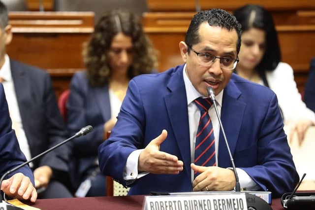 El presidente del JNE, Roberto Burneo, se pronunció sobre la solución tecnológica que utilizará la ONPE para la implementación del piloto de voto digital. (Foto: JNE)