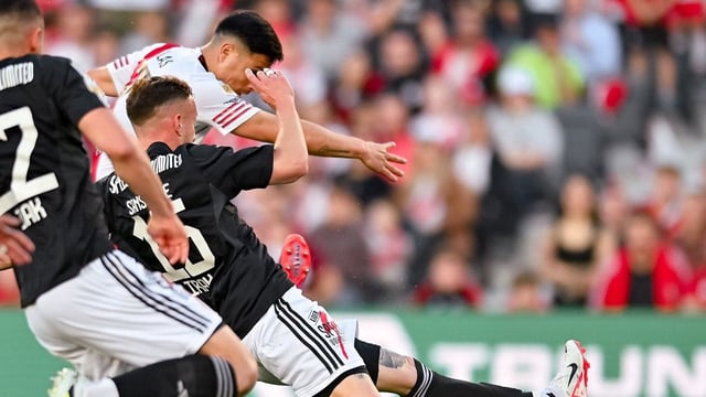 River no levanta cabeza y sus hinchas perdieron la paciencia. 