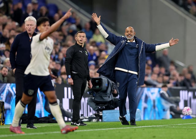 Soccer Football - Premier League - Everton v West Ham United - Hill Dickinson Stadium, Liverpool, Britain - September 29, 2025 West Ham United manager Nuno Espirito Santo reacts REUTERS/Scott Heppell