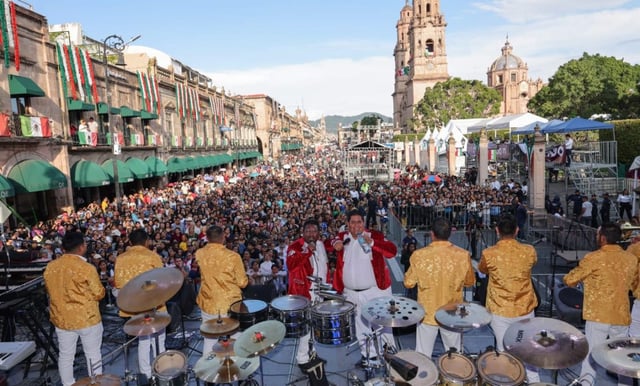 Arranca la fiesta por el aniversario del natalicio de Morelos