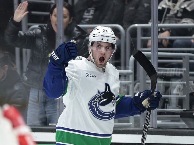 Nils Hoglander of the Vancouver Canucks celebrates his goal against the Kings on Feb. 26, 2025 in Los Angeles.