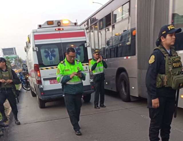 Independencia: adulto mayor falleció tras ser embestido por bus policial en la vía del Metropolitano. (Foto: Comas En Todas)