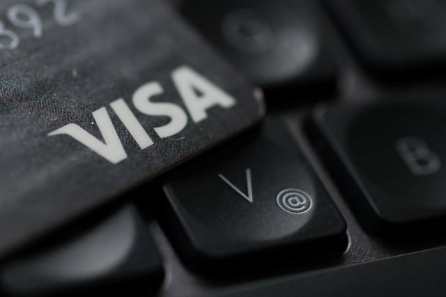 A Visa card is placed on a keyboard in this illustration taken September 24, 2025. REUTERS/Dado Ruvic/Illustration