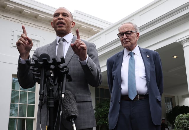 U.S. House Minority Leader Hakeem Jeffries (L) and Senate Minority Leader Charles Schumer deliver remarks following a meeting with U.S. President Donald Trump at the White House on September 29, 2025 in Washington, DC. (Win McNamee/Getty Images)