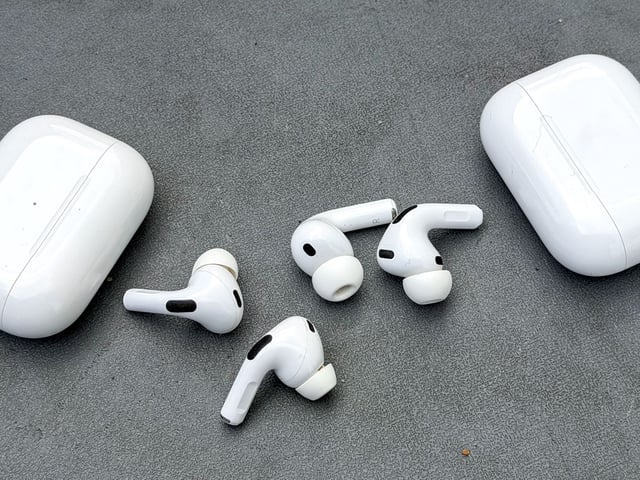AirPods Pro 2 vs AirPods Pro 3