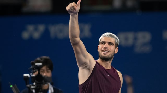 Carlos Alcaraz jubelt über seinen nächsten Titel