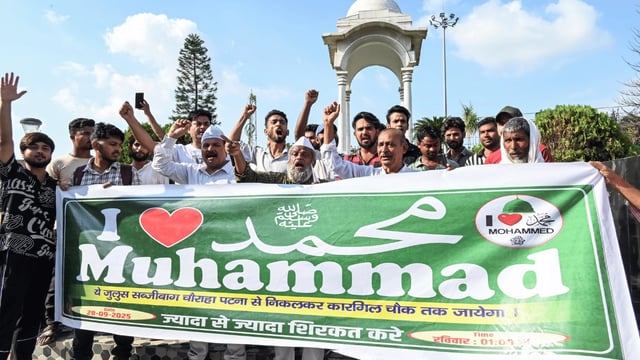 People stage a protest over 'I love Muhammad' at Kargil Chowk, in Patna on Sunday. | ANI