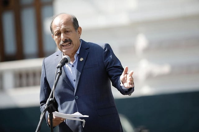 El congresista Héctor Valer se pronunció sobre el incidente ocurrido en Puno con un periodista de esa región. (Foto: GEC)