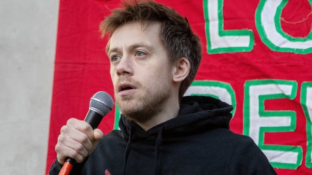 Owen_Jones_April_2024.jpg