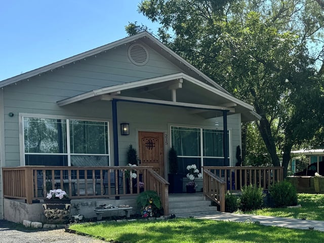 The home of Regina Santos-Aviles in the 200 block of Geraldine Avenue in Uvalde. Santos-Aviles, a staffer in U.S. Rep. Tony Gonzales' office in Uvalde, died Sept. 14, a day after emergency personnel found her severely burned in her backyard.