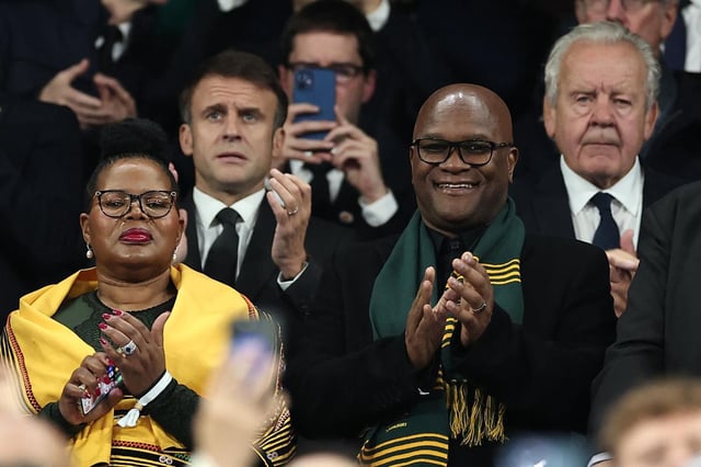 L’ambassadeur d’Afrique du Sud retrouvé mort au pied d’un hôtel à Paris