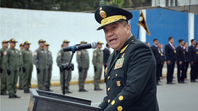 Óscar Arriola asume como nuevo comandante general de la PNP.
