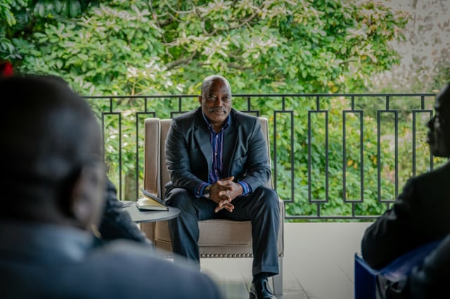 L'ancien président de la RDC, Joseph Kabila, lors d'une rencontre avec des dirigeants de diverses confessions religieuses dans l'une de ses résidences à Goma, le 29 mai 2025