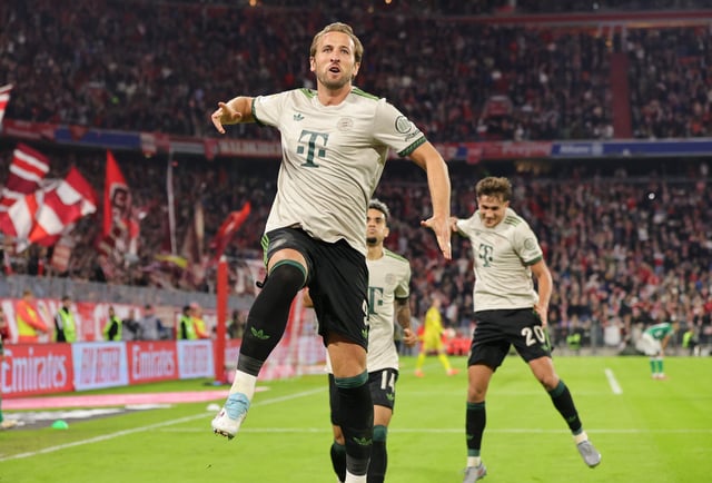 Harry Kane of FC Bayern München celebrates after scoring his team's third goal during the Bundesliga match between FC Bayern München and SV Werder Bremen at Allianz Arena on September 26, 2025 in Munich, Germany.