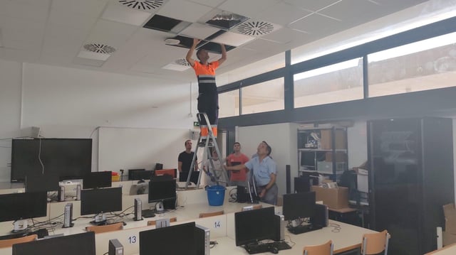 Arreglos en el colegio Les Palmeres de Canet.