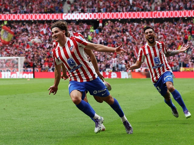 Soccer Football - LaLiga - Atletico Madrid v Real Madrid - Riyadh Air Metropolitano, Madrid, Spain - September 27, 2025
Atletico Madrid's Julian Alvarez celebrates with Nicolas Gonzalez after scoring their fourth goal from a free kick REUTERS/Violeta Santos Moura

REFILE - CORRECTING ID