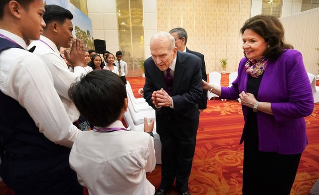 President Russell M. Nelson of The Church of Jesus Christ of Latter-day Saints, and his wife, Sister Wendy Nelson, meet with youth in Phnom Penh, Cambodia, on Nov. 19, 2019.