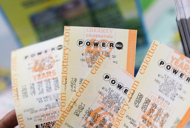 Revisa esta nota para que sepas en qué estado de EE.UU. hubo 2 ganadores de $50 mil en el Powerball en menos de una semana. (Foto: Patrick T. Fallon / AFP)