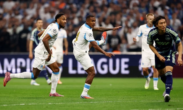 Soccer Football - UEFA Champions League - Olympique de Marseille v Ajax Amsterdam - Orange Velodrome, Marseille, France - September 30, 2025 Olympique de Marseille's Igor Paixao scores their second goal REUTERS/Manon Cruz