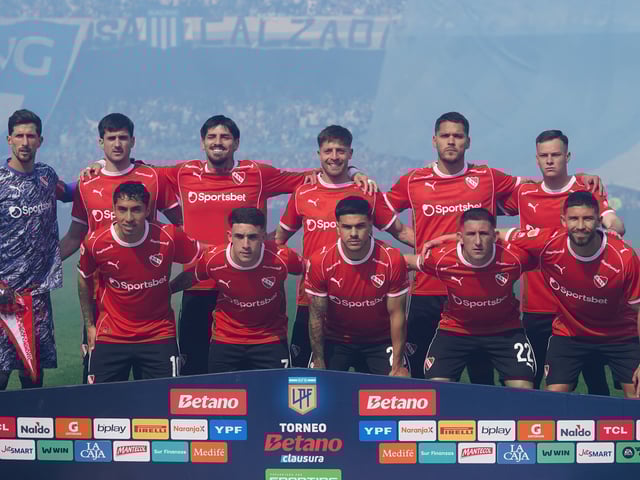Independiente seguirá vistiendo Puma hasta fin de 2025. Foto: Marcelo Carroll 