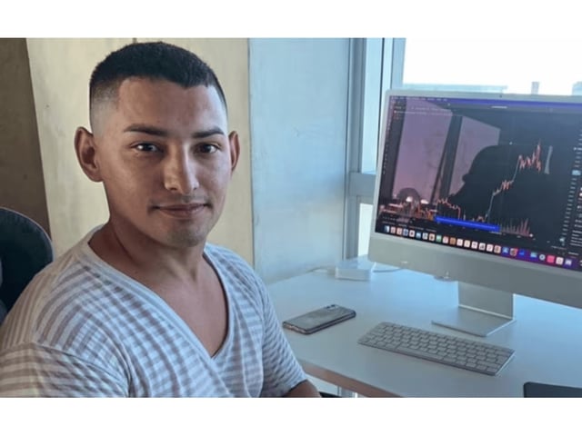 Matías Ozorio tiene 28 años y es intensamente buscado por los investigadores del triple crimen.
