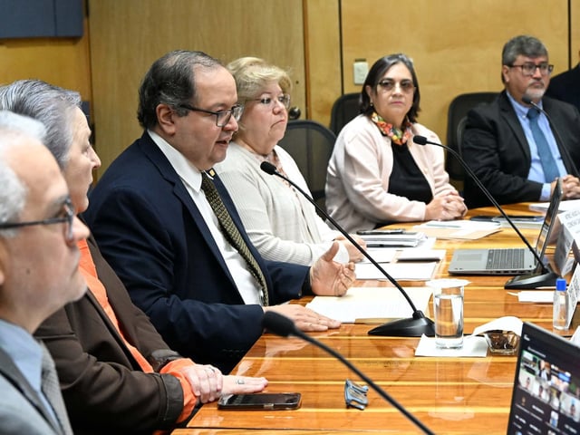 Se procederá legal y disciplinariamente contra quienes han sembrado la inquietud en planteles, dijo el rector de la UNAM.