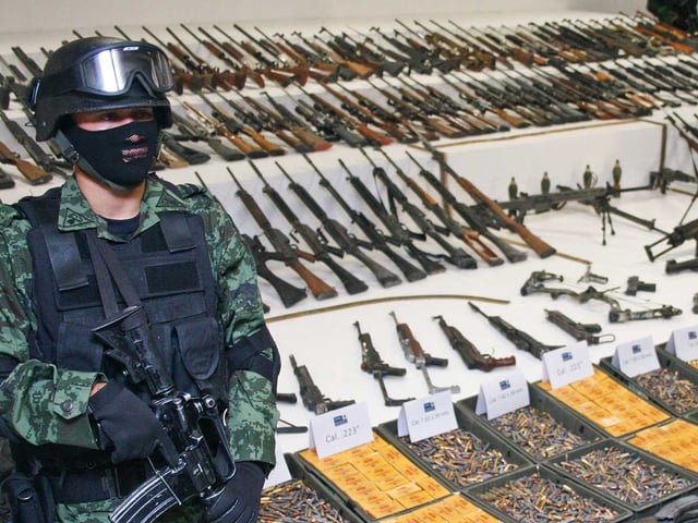 A prisión funcionario del Operativo “Rápido y furioso”