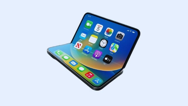Samsung almost confirms launch of iPhone Fold in 2026