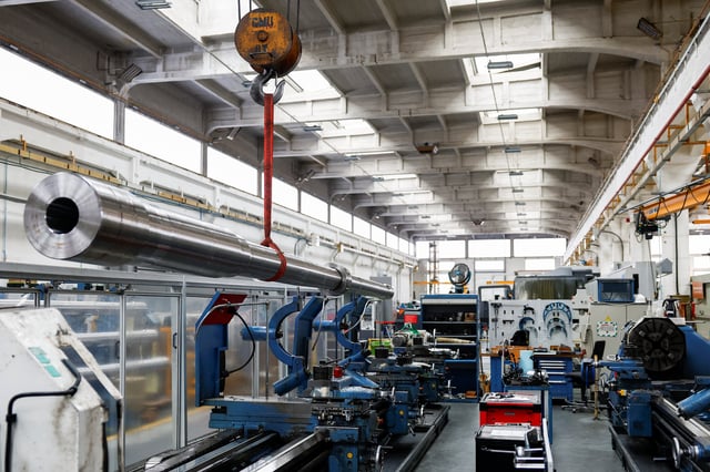 A view shows a Caesar cannon at an armament factory of the French-German military defence system supplier KNDS in Bourges, France, March 21, 2025. REUTERS/Sarah Meyssonnier
