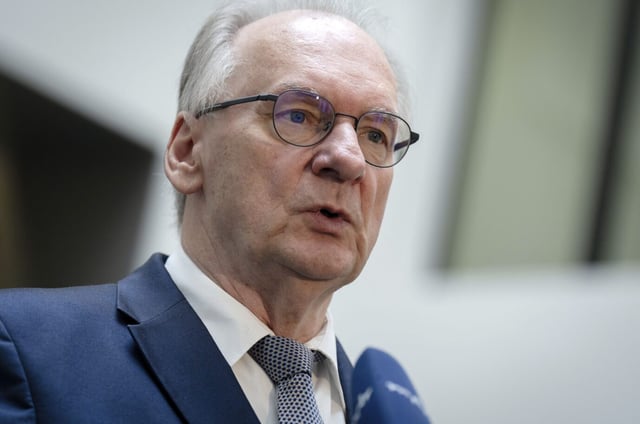 Sachsen-Anhalts Ministerpräsident Reiner Haseloff hat Sorge vor der Landtagswahl und einem Sieg der AfD.