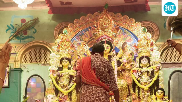 SHO Rajendra Prasad Singh had reportedly arrived at a Durga Pandal in the area where two motorcycles had collided.