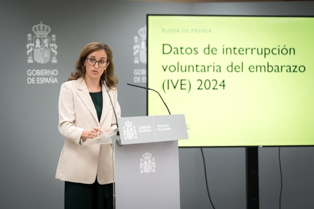 La ministra, en la rueda de prensa