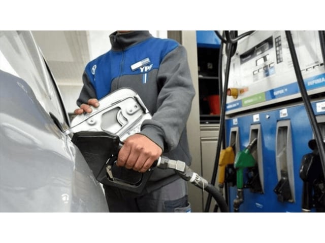 El Gobierno prorrogó la actualización de los impuestos a los combustibles líquidos y al dióxido de carbono (Imagen ilustrativa).