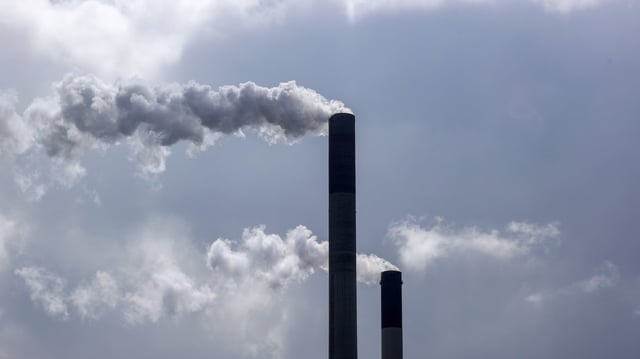 Der geplante EU-CO₂-Preis ab 2027 könnte Tanken und Heizen deutlich verteuern – doch eine Reform steht im Raum.