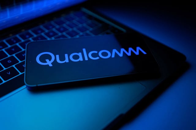 A Qualcomm logo appears in this illustration taken August 25, 2025. REUTERS/Dado Ruvic/Illustration