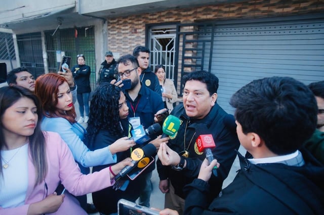 El megaoperativo liderado por la Fiscalía y la Policía busca desarticular la organización liderada por el preso Adam Smith Lucano, alias ‘El Jorobado’. Se investigan delitos como extorsión, tráfico de terrenos y homicidios. (Fotos: GEC)