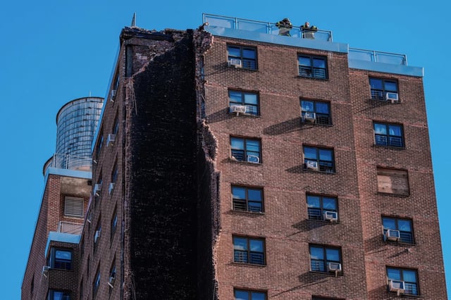 El edificio del Bronx de Nueva York tras la explosión.