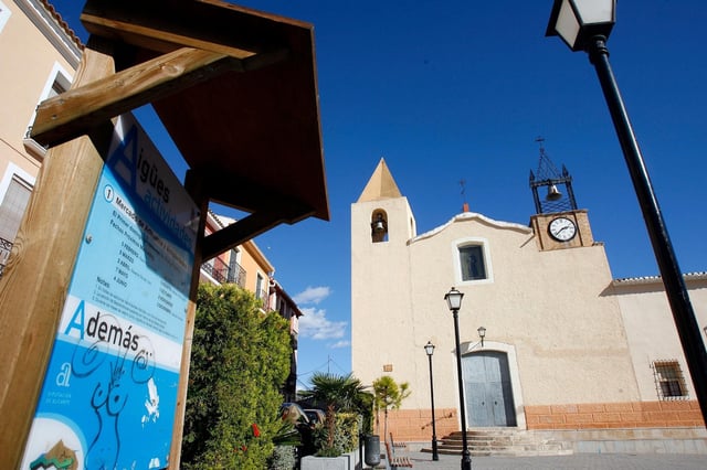 Plaza de la iglesia de Aigües, en una imagen de archivo.