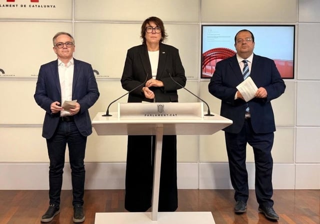 El presidente de ERC en el Parlament, Josep Maria Jové; la eurodiputada y adjunta a la presidencia de ERC, Diana Riba, y el diputado de ERC Joan Ignasi Elen