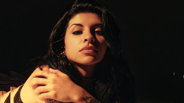 Aseguran que Cazzu aún conserva fotos junto a Christian Nodal en su casa | Foto: Especial (instagram)