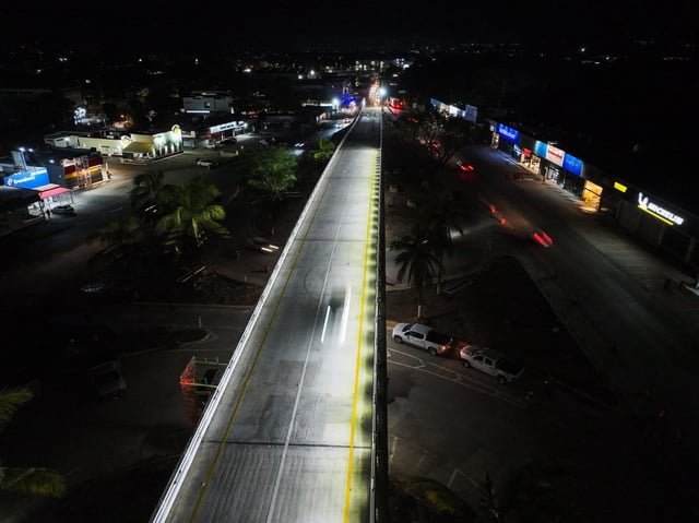 CORTESÍA