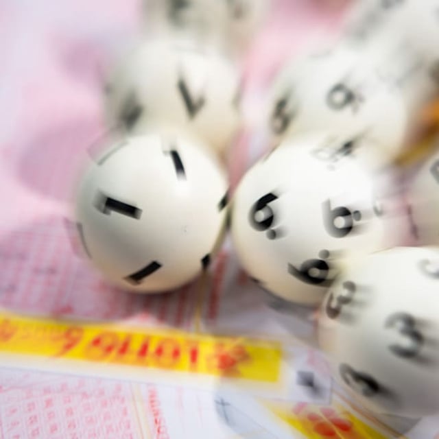 Koblenz – Jeder träumt von einem 6er im Lotto! Und heute dreht sich die transparente Tr...